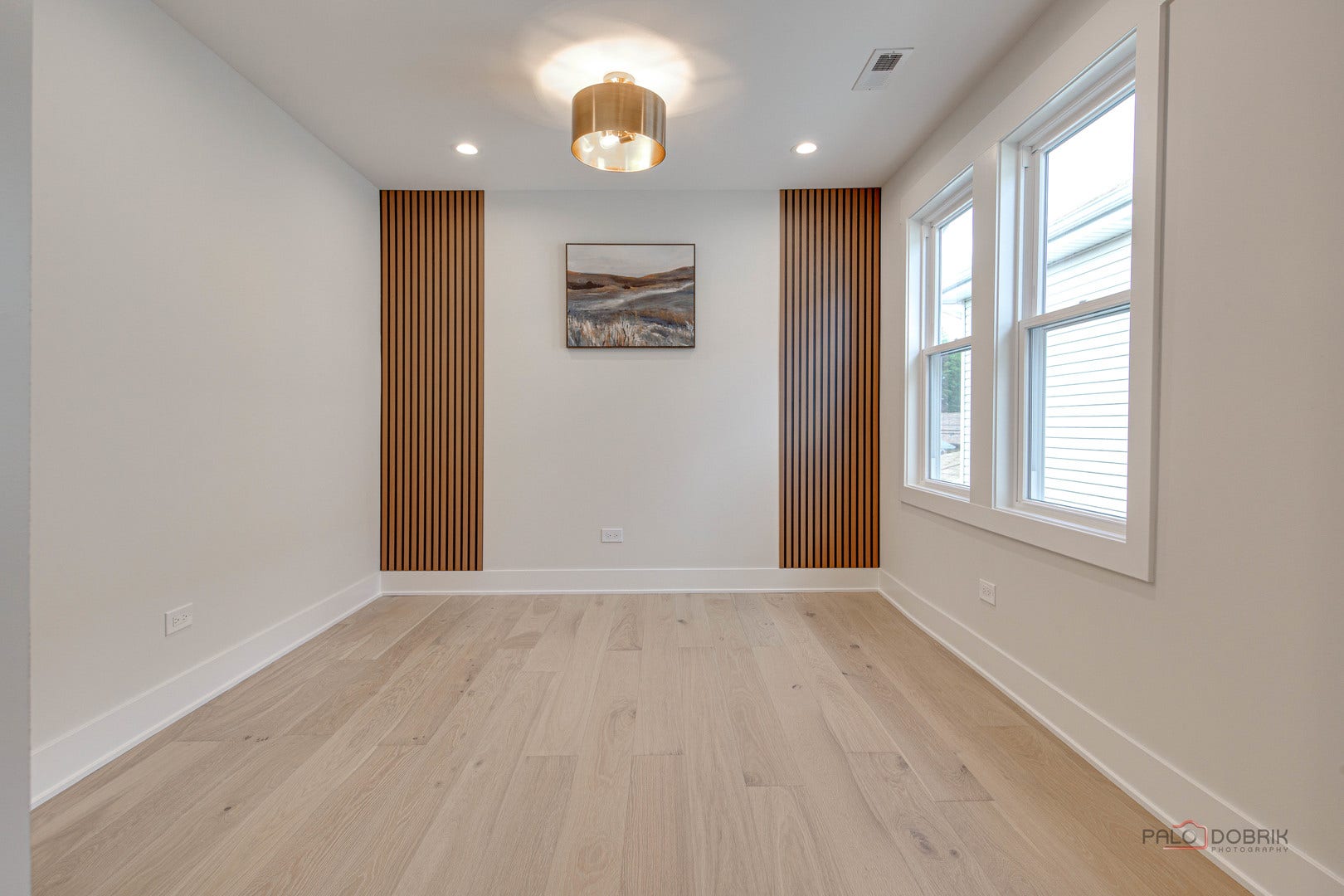 5748 W Eastwood Avenue, Chicago, IL 60630 5748 W Eastwood Avenue, Chicago, IL 60630