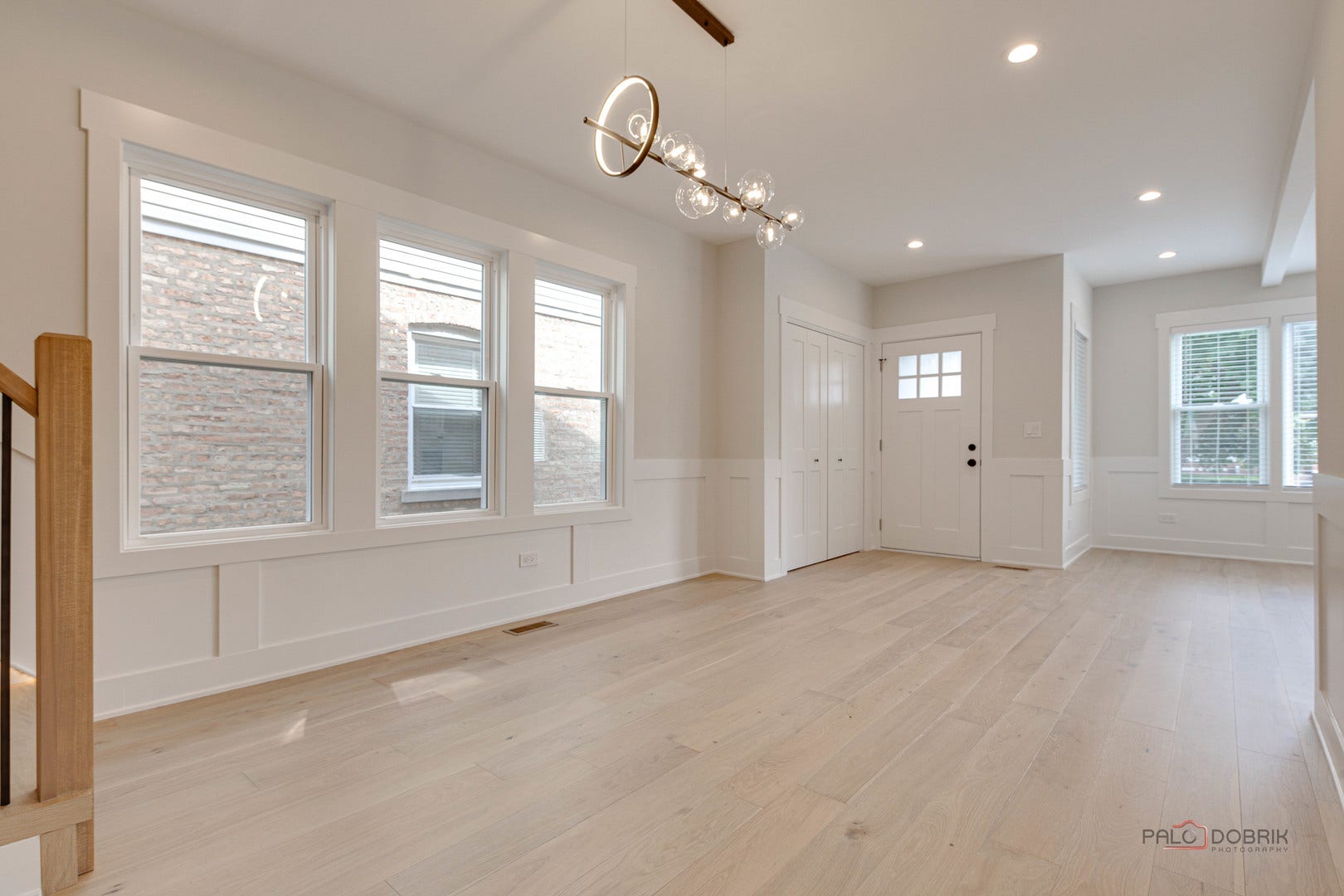 5748 W Eastwood Avenue, Chicago, IL 60630 5748 W Eastwood Avenue, Chicago, IL 60630