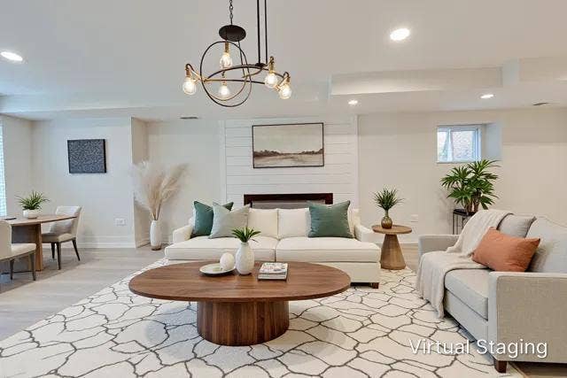 5748 W Eastwood Avenue, Chicago, IL 60630 5748 W Eastwood Avenue, Chicago, IL 60630