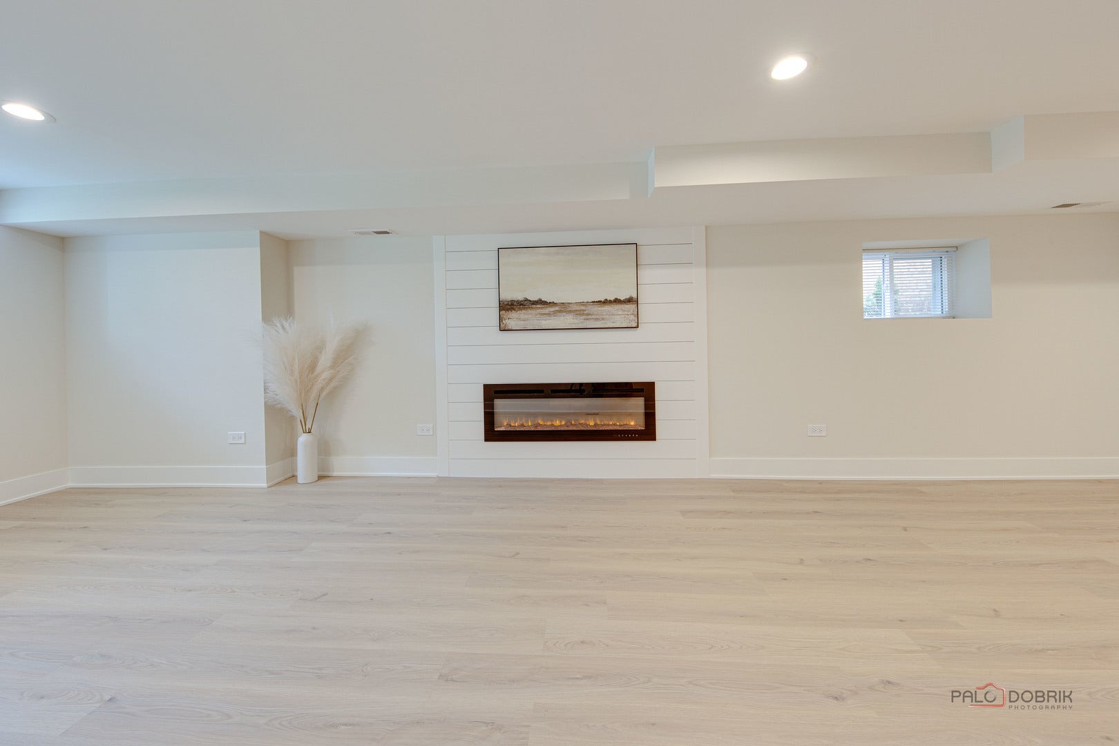 5748 W Eastwood Avenue, Chicago, IL 60630 5748 W Eastwood Avenue, Chicago, IL 60630