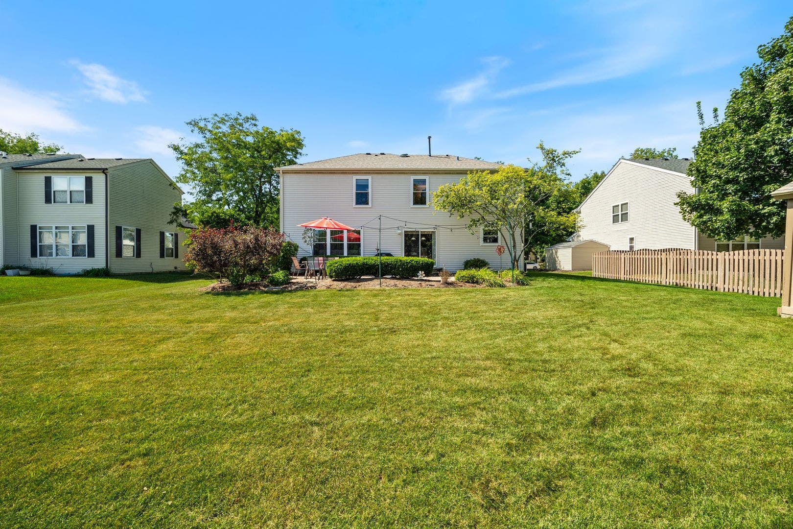 812 Honeysuckle Lane, Aurora, IL 60506