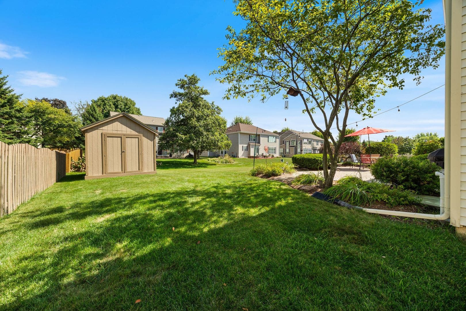 812 Honeysuckle Lane, Aurora, IL 60506