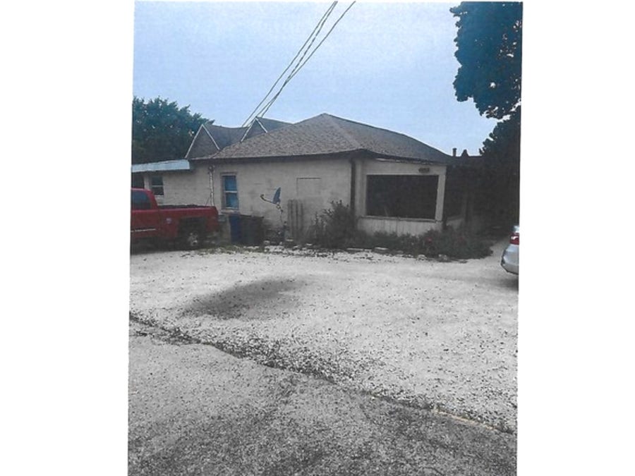 Property photo for 24 N Airlite Street, Elgin, IL