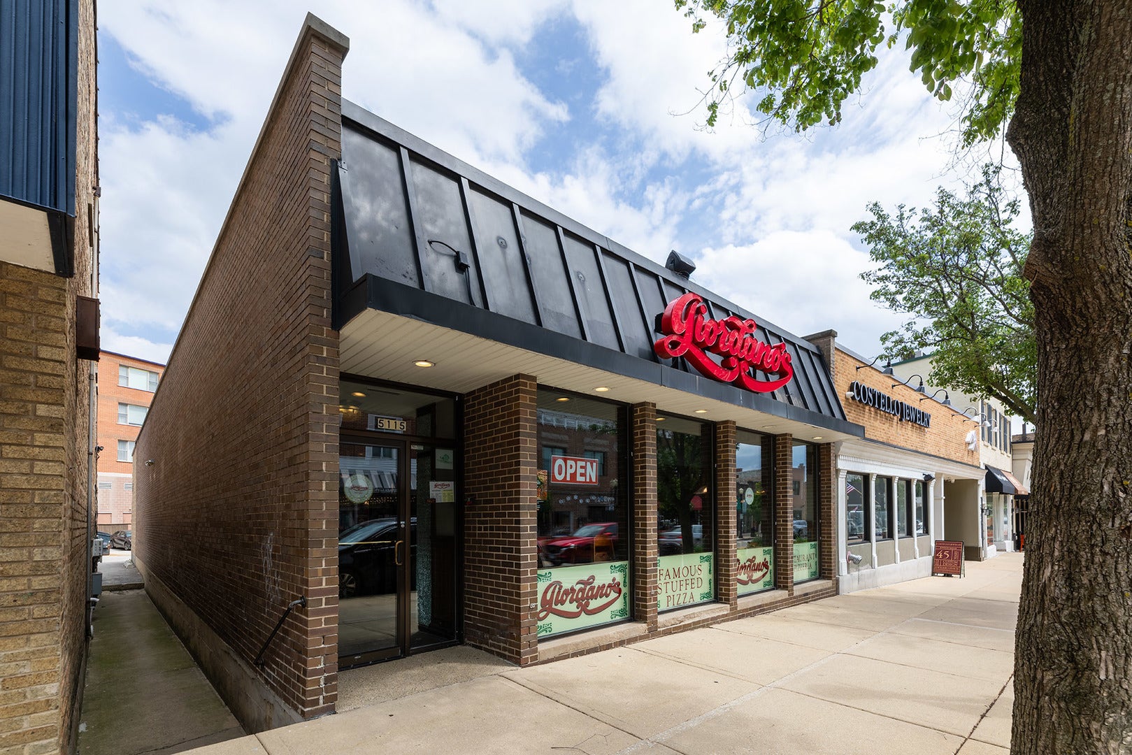 5115 Main Street, Downers Grove, IL 60515