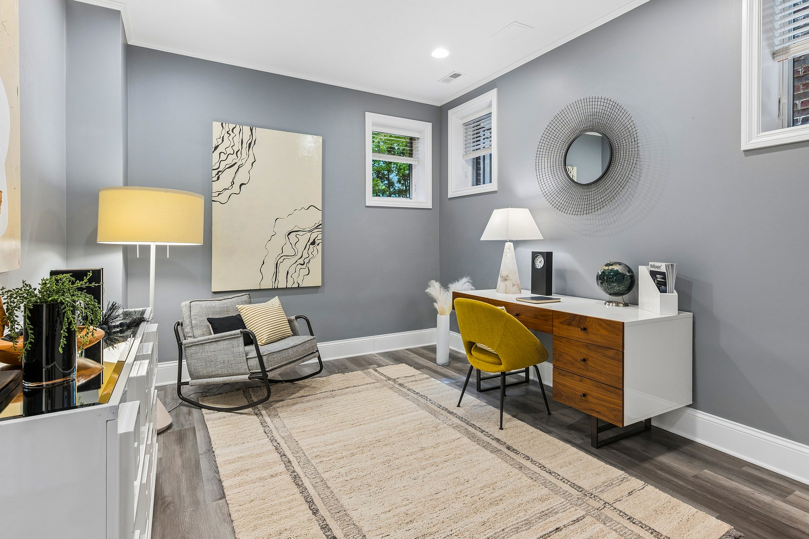 1630 W Surf Street, Chicago, IL 60657