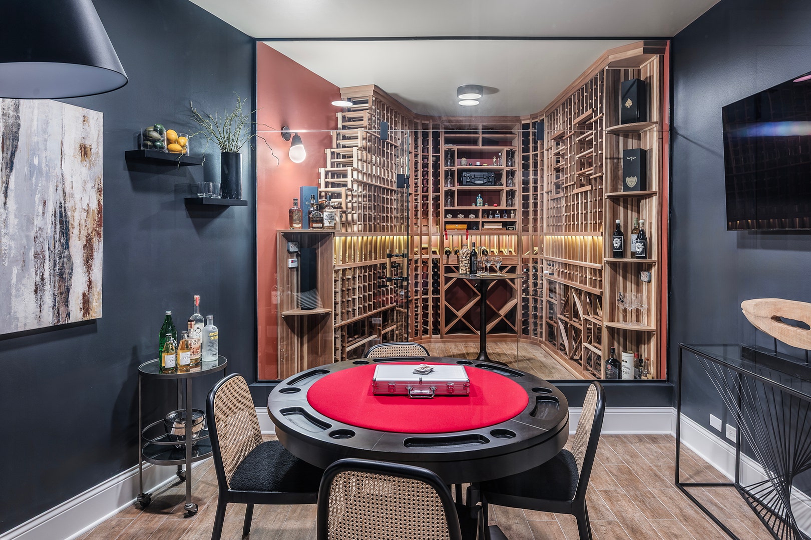 1630 W Surf Street, Chicago, IL 60657