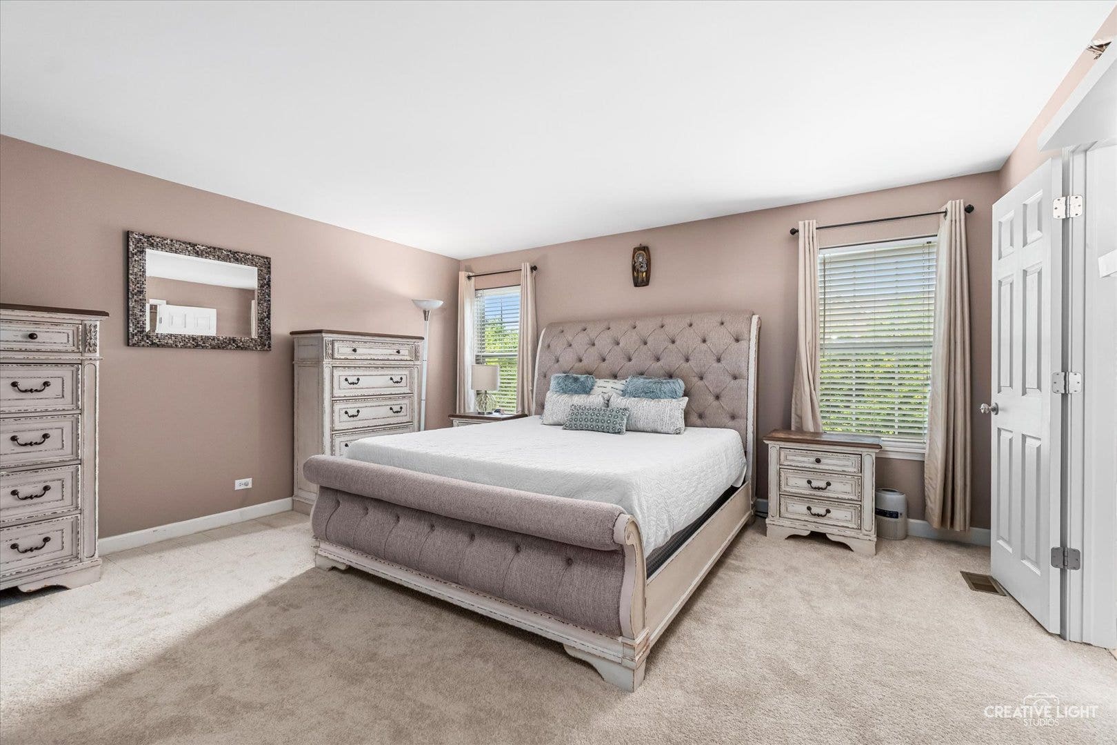461 Mooresfield Street, Elgin, IL 60124 461 Mooresfield Street, Elgin, IL 60124