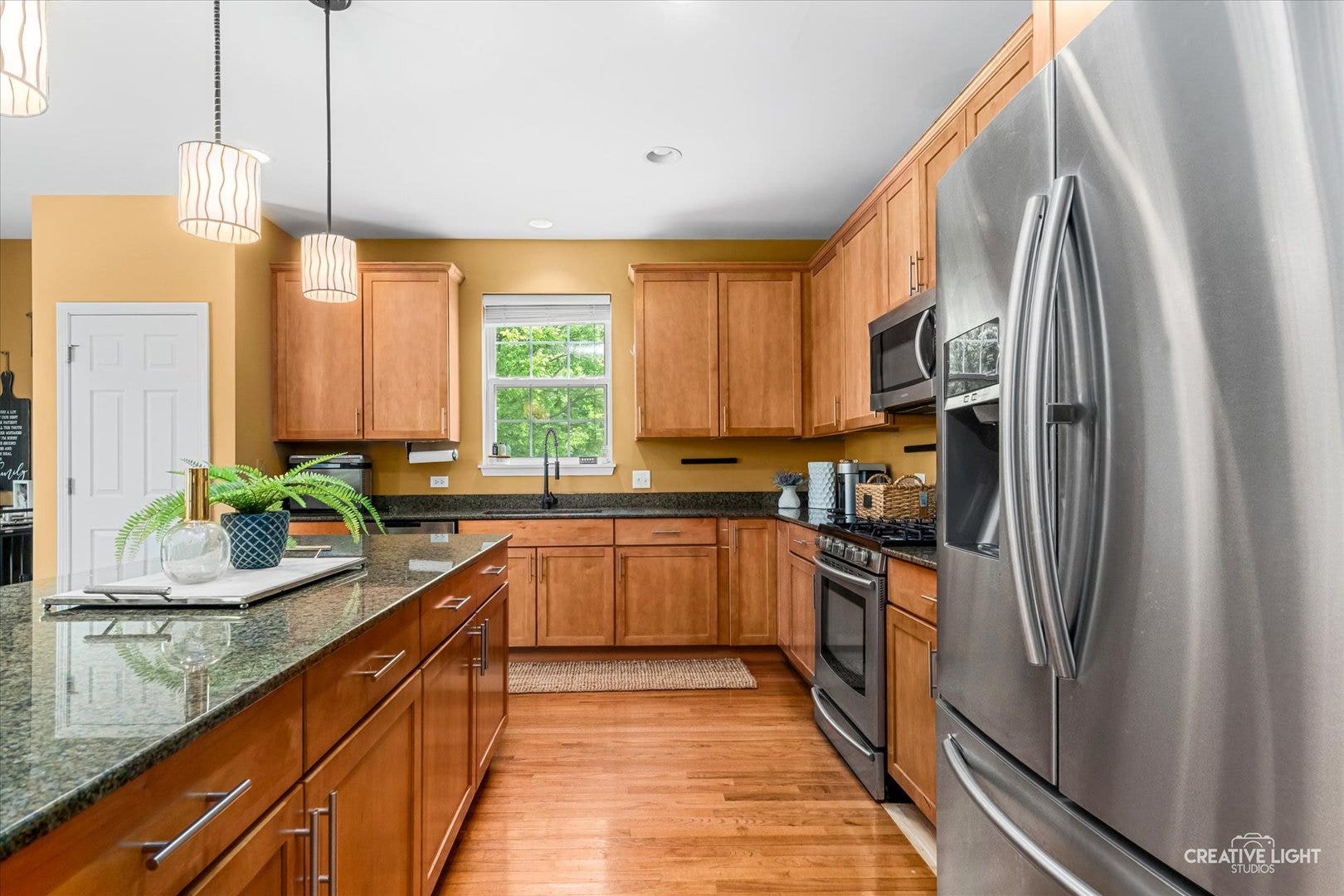 461 Mooresfield Street, Elgin, IL 60124 461 Mooresfield Street, Elgin, IL 60124