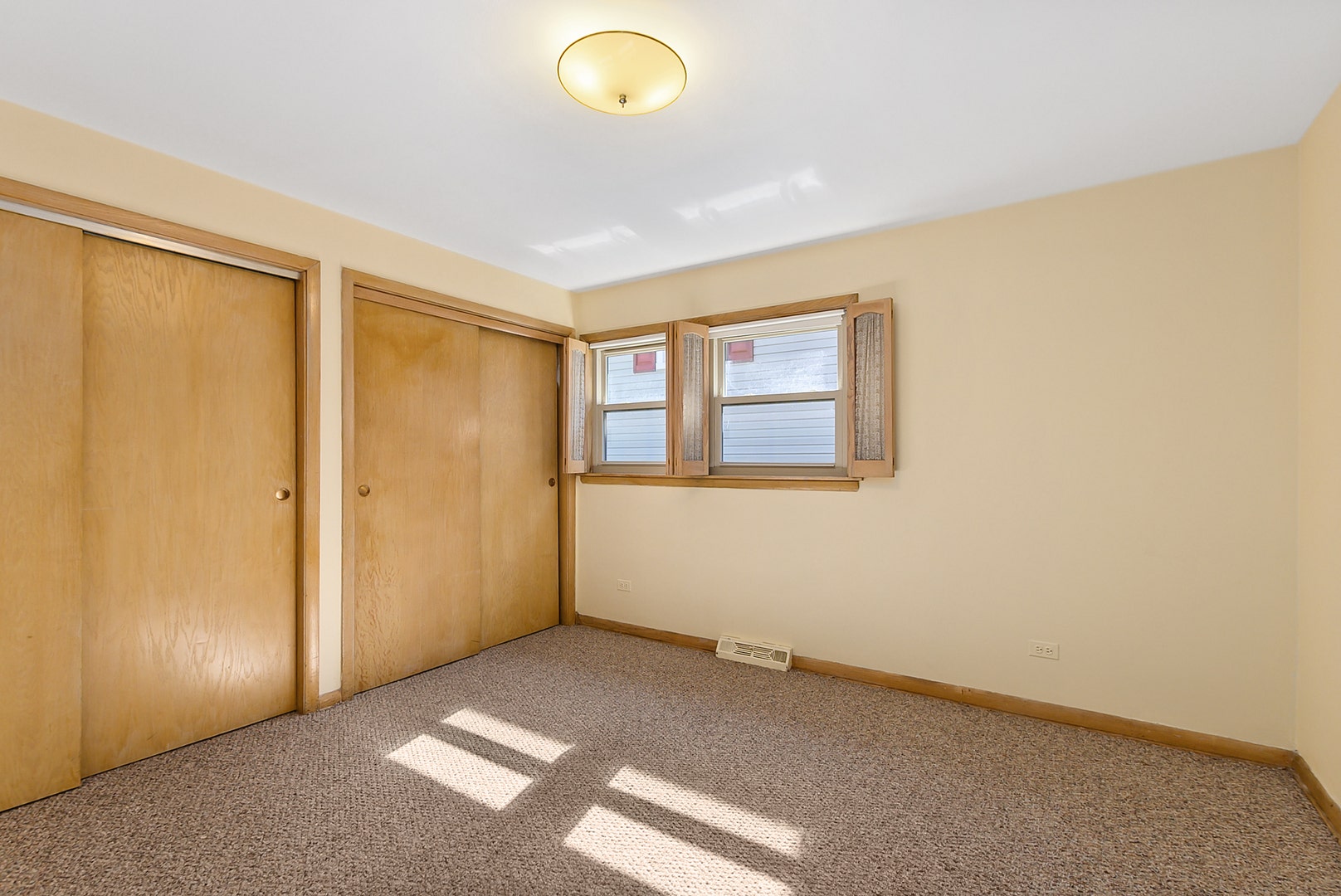 10621 Laramie Avenue, Oak Lawn, IL 60453