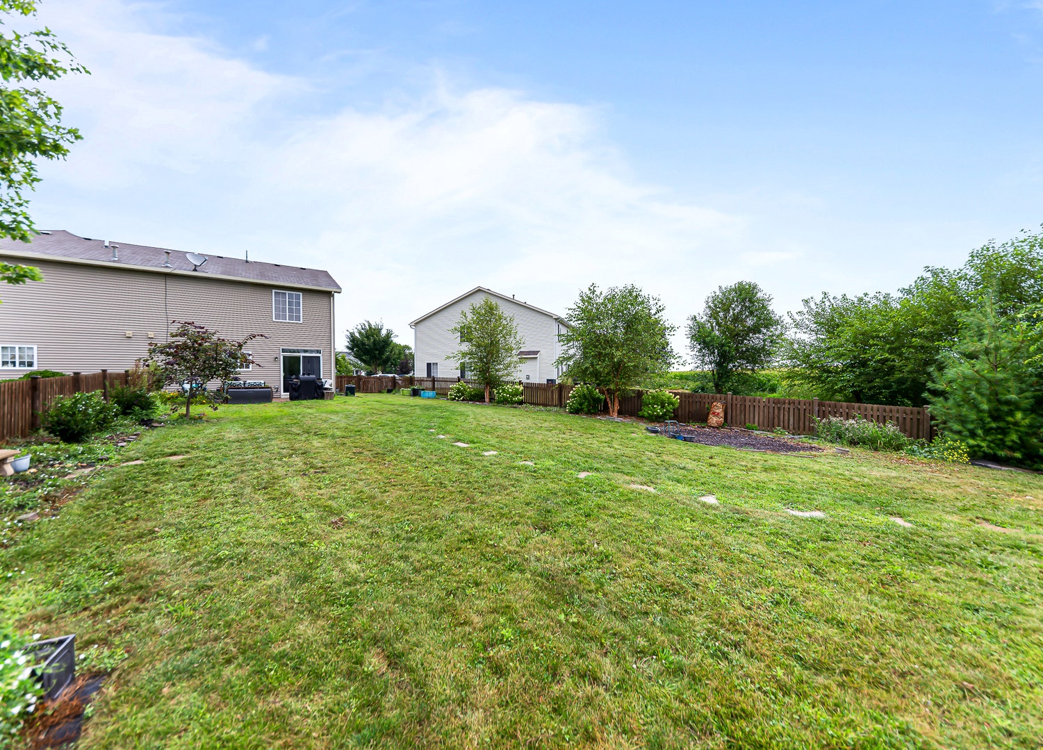 1300 Burns Lane, Minooka, IL 60447