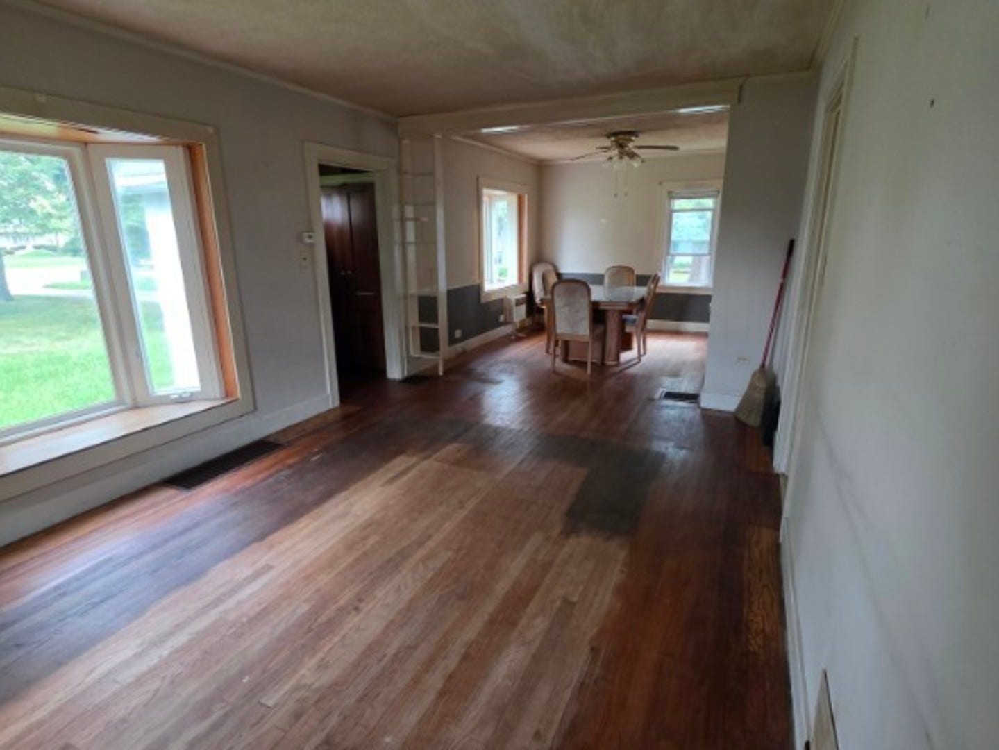 6731 183rd Street, Tinley Park, IL 60477 6731 183rd Street, Tinley Park, IL 60477