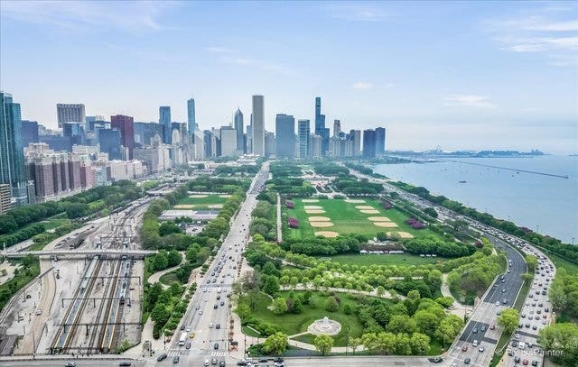 1211 S Prairie Avenue, #5400, Chicago, IL 60605 1211 S Prairie Avenue, #5400, Chicago, IL 60605