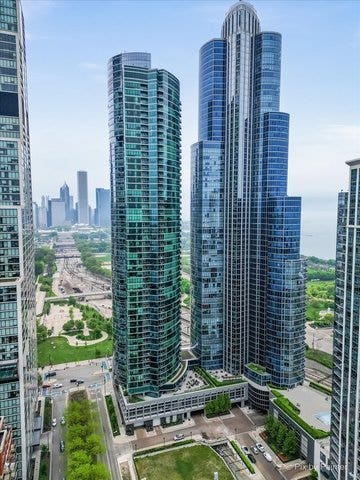 1211 S Prairie Avenue, #5400, Chicago, IL 60605 1211 S Prairie Avenue, #5400, Chicago, IL 60605
