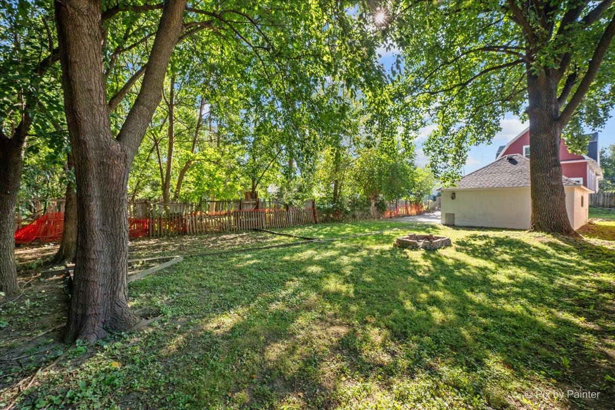 468 Locust Street, Elgin, IL 60123 468 Locust Street, Elgin, IL 60123