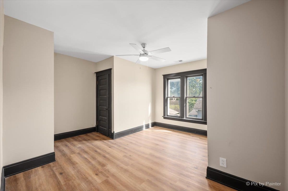 468 Locust Street, Elgin, IL 60123 468 Locust Street, Elgin, IL 60123