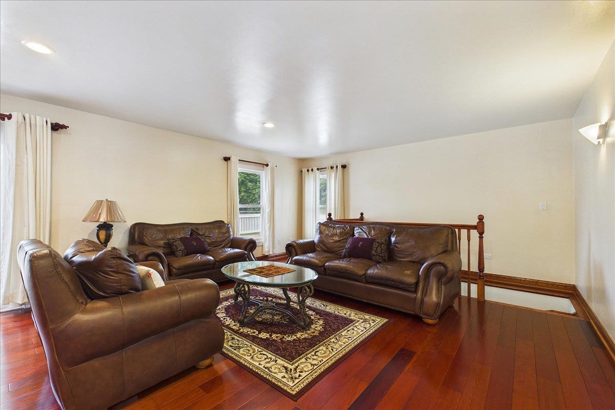 3604 Meadow Lane, Glenview, IL 60025 3604 Meadow Lane, Glenview, IL 60025