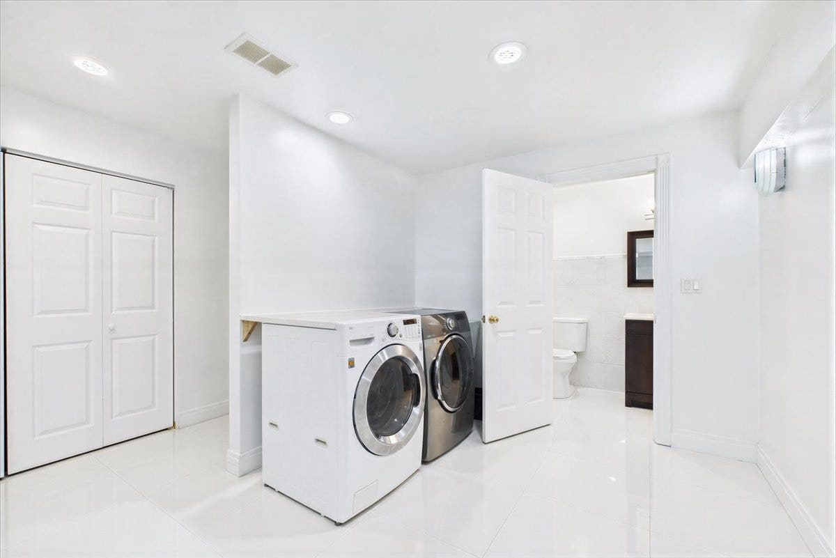 3604 Meadow Lane, Glenview, IL 60025 3604 Meadow Lane, Glenview, IL 60025