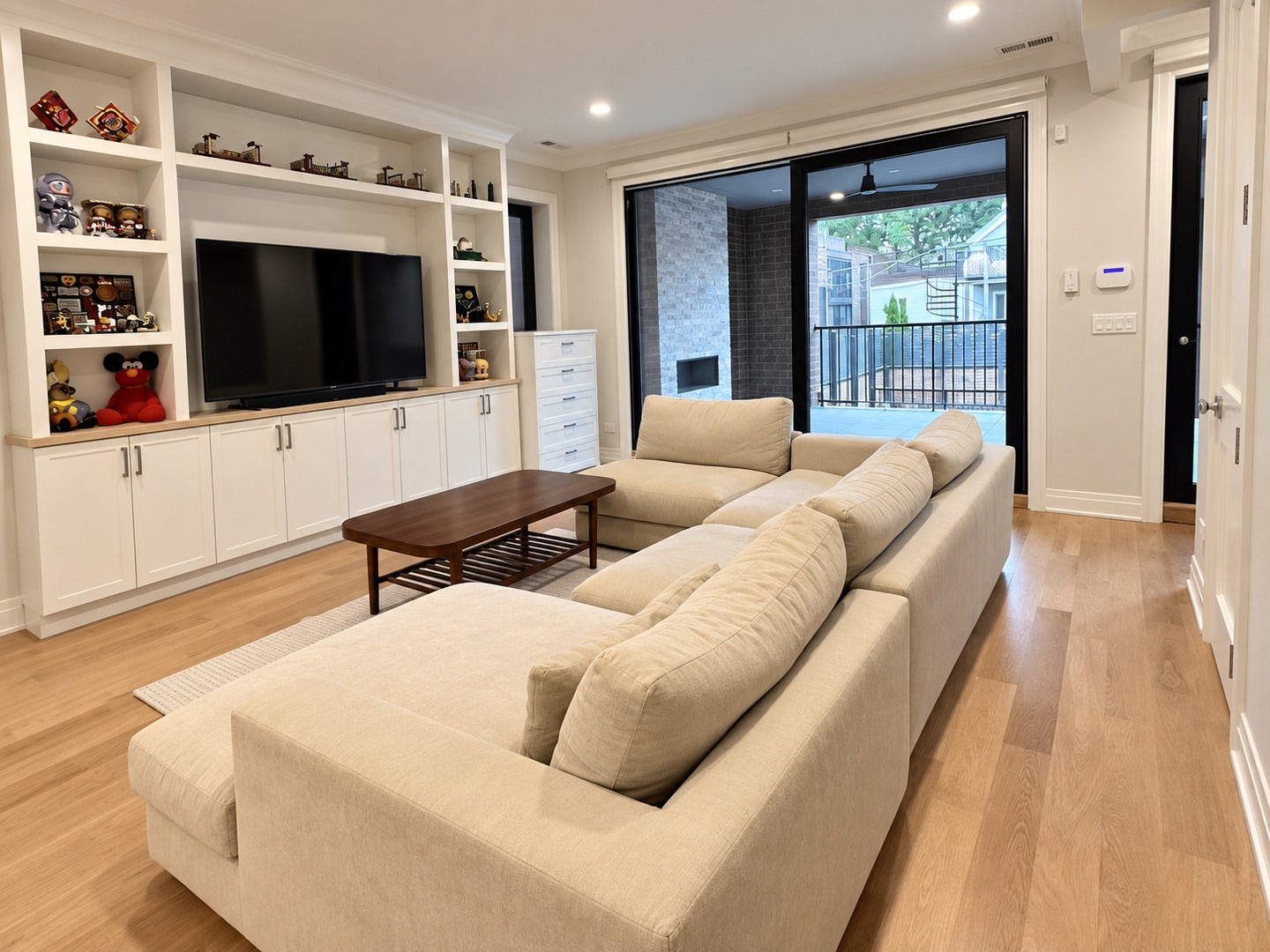 1834 N Hudson Avenue, #2, Chicago, IL 60614 1834 N Hudson Avenue, #2, Chicago, IL 60614