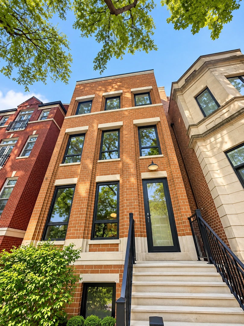 1834 N Hudson Avenue, #2, Chicago, IL 60614 1834 N Hudson Avenue, #2, Chicago, IL 60614
