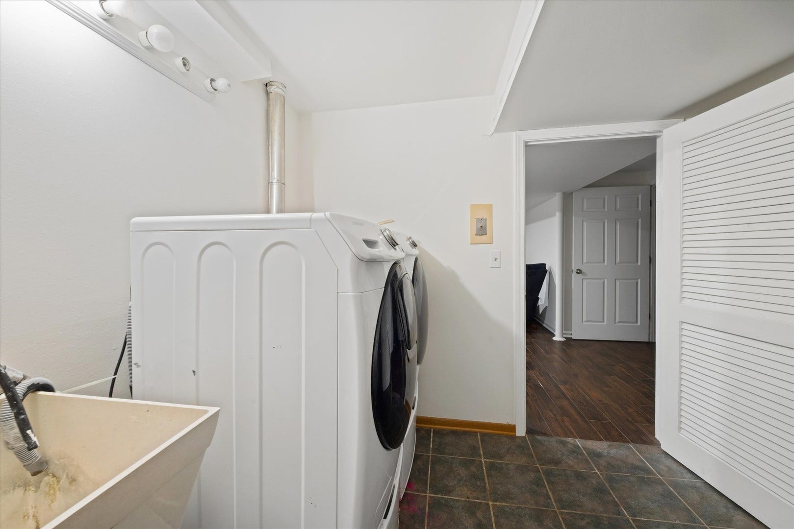 1125 59th Street, Downers Grove, IL 60516