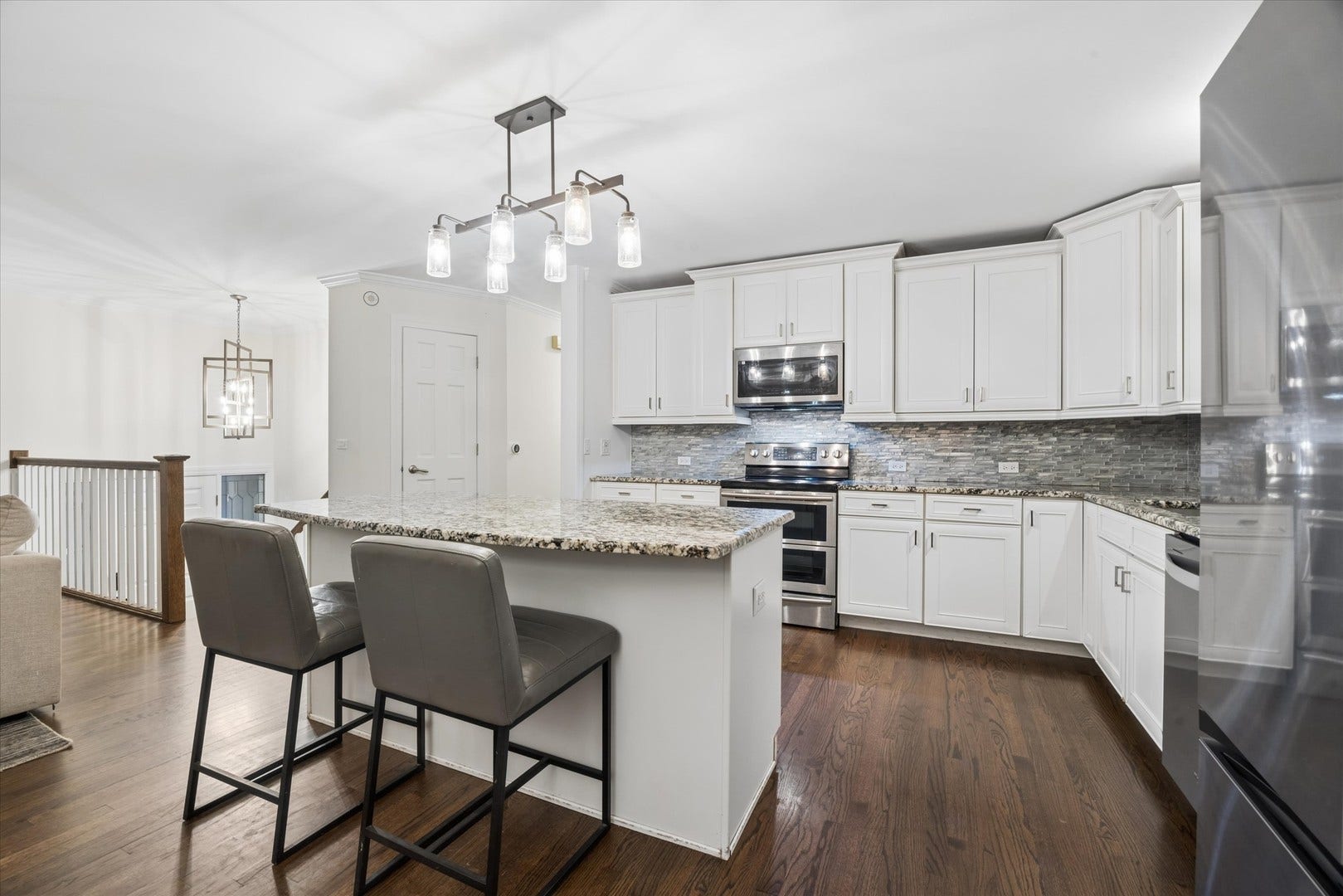 1125 59th Street, Downers Grove, IL 60516