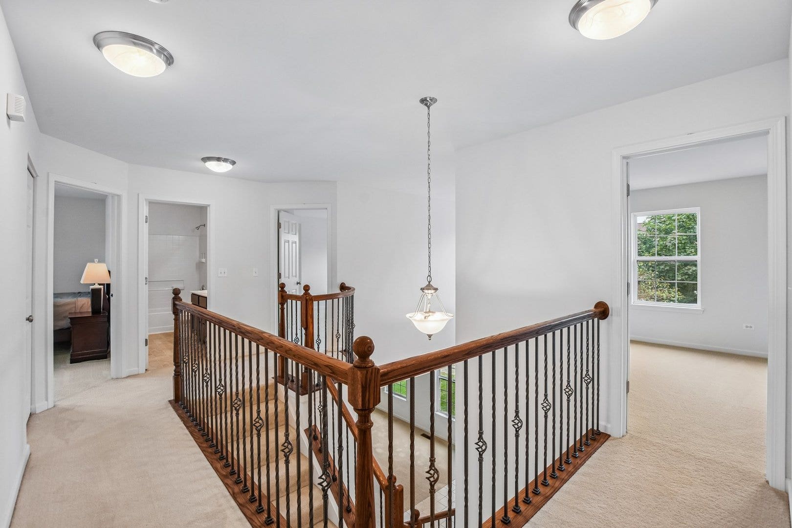 586 WEXFORD Drive, Elgin, IL 60124 586 WEXFORD Drive, Elgin, IL 60124