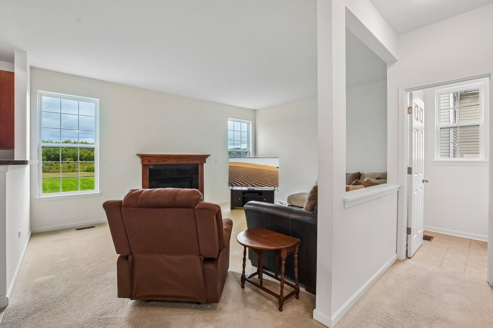 586 WEXFORD Drive, Elgin, IL 60124 586 WEXFORD Drive, Elgin, IL 60124