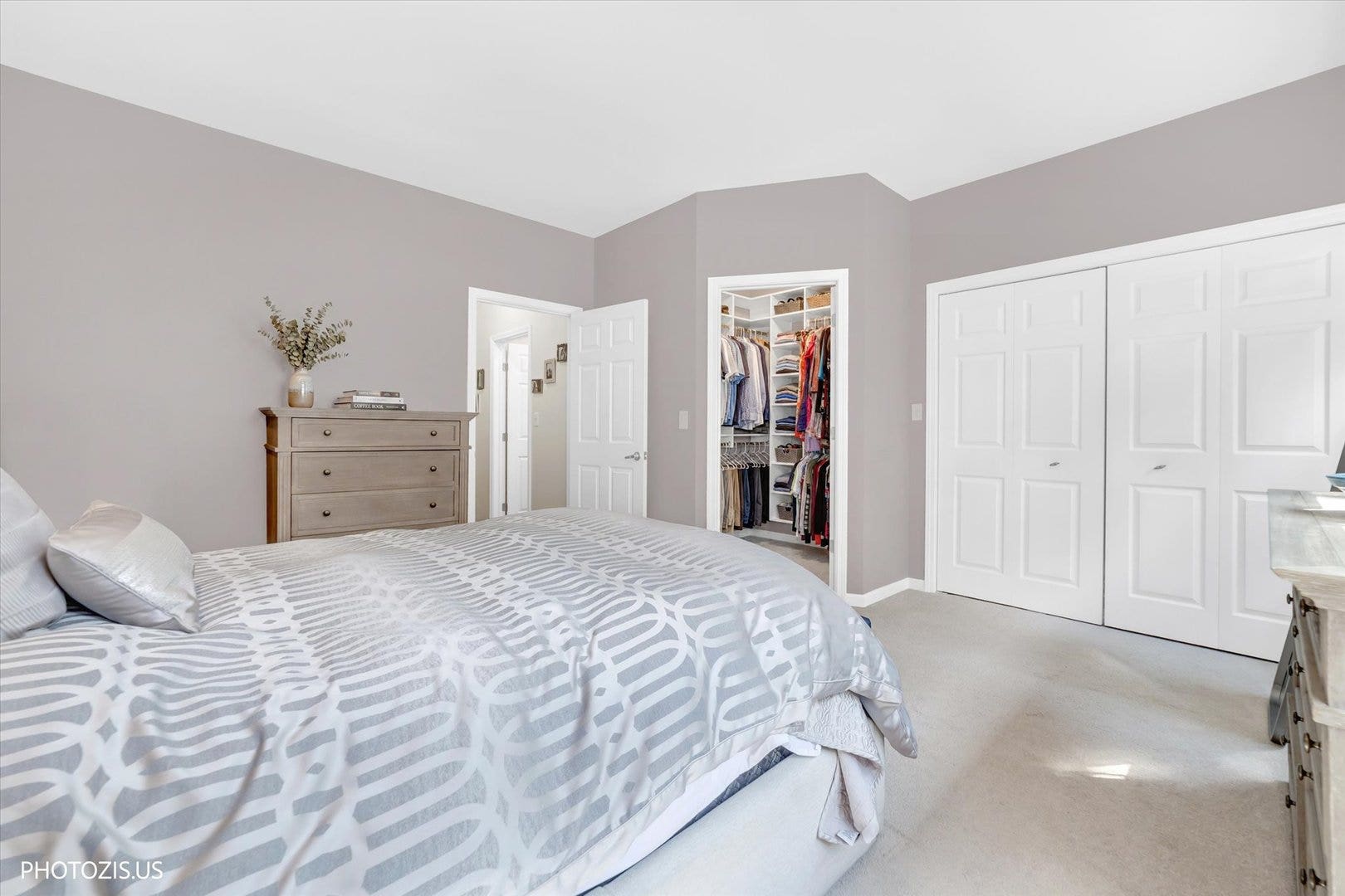 1647 N Winchester Avenue, #A, Chicago, IL 60622