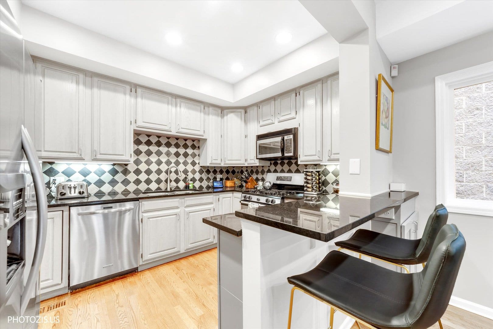 1647 N Winchester Avenue, #A, Chicago, IL 60622