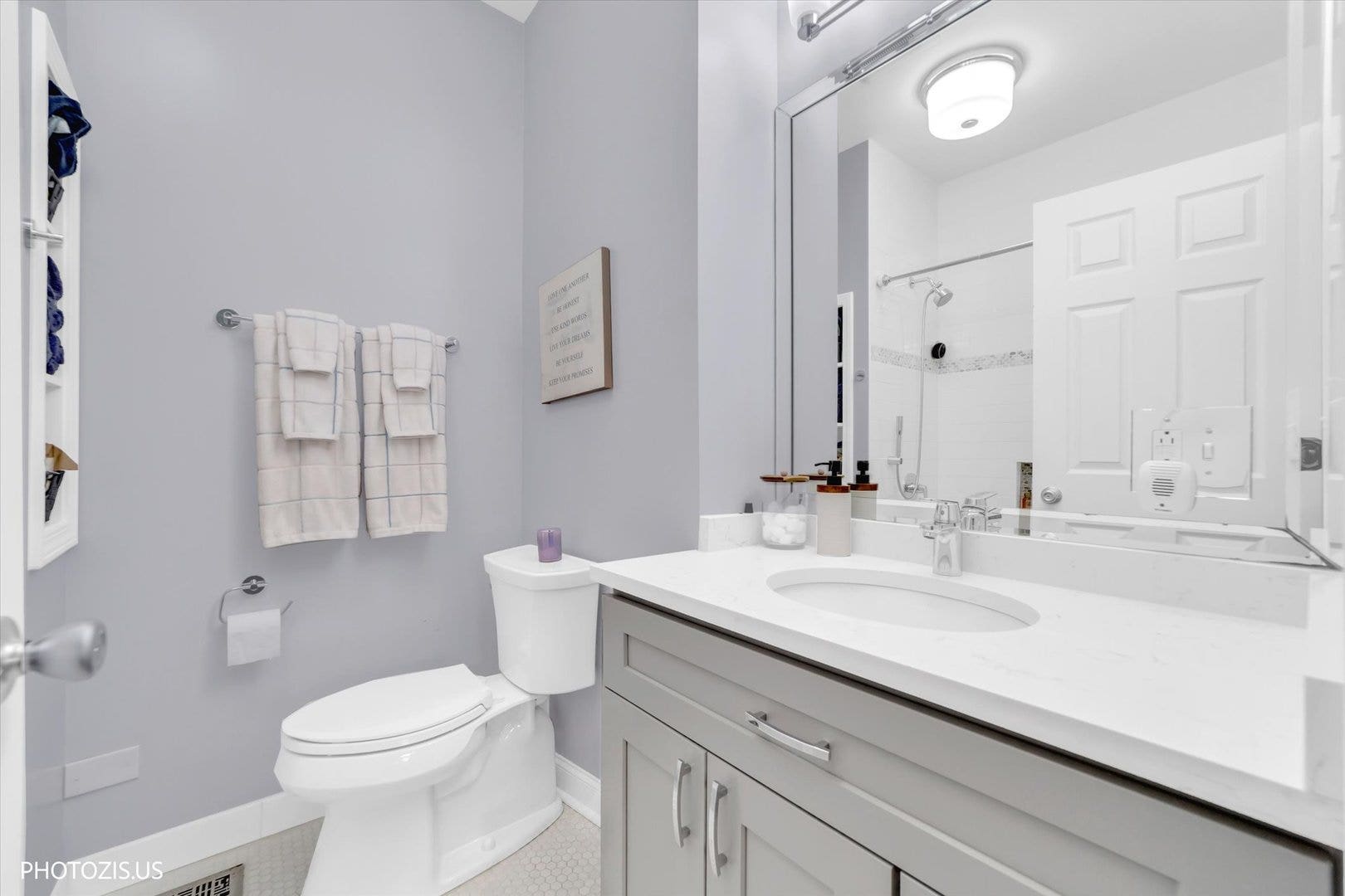 1647 N Winchester Avenue, #A, Chicago, IL 60622