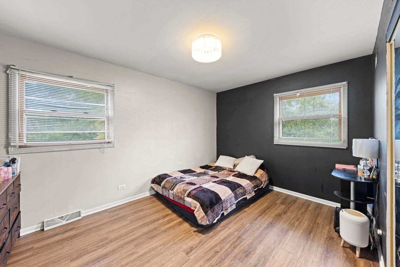 1307 Edgerton Drive, Joliet, IL 60435 1307 Edgerton Drive, Joliet, IL 60435