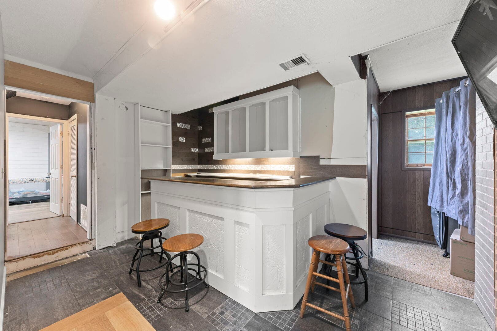1307 Edgerton Drive, Joliet, IL 60435 1307 Edgerton Drive, Joliet, IL 60435