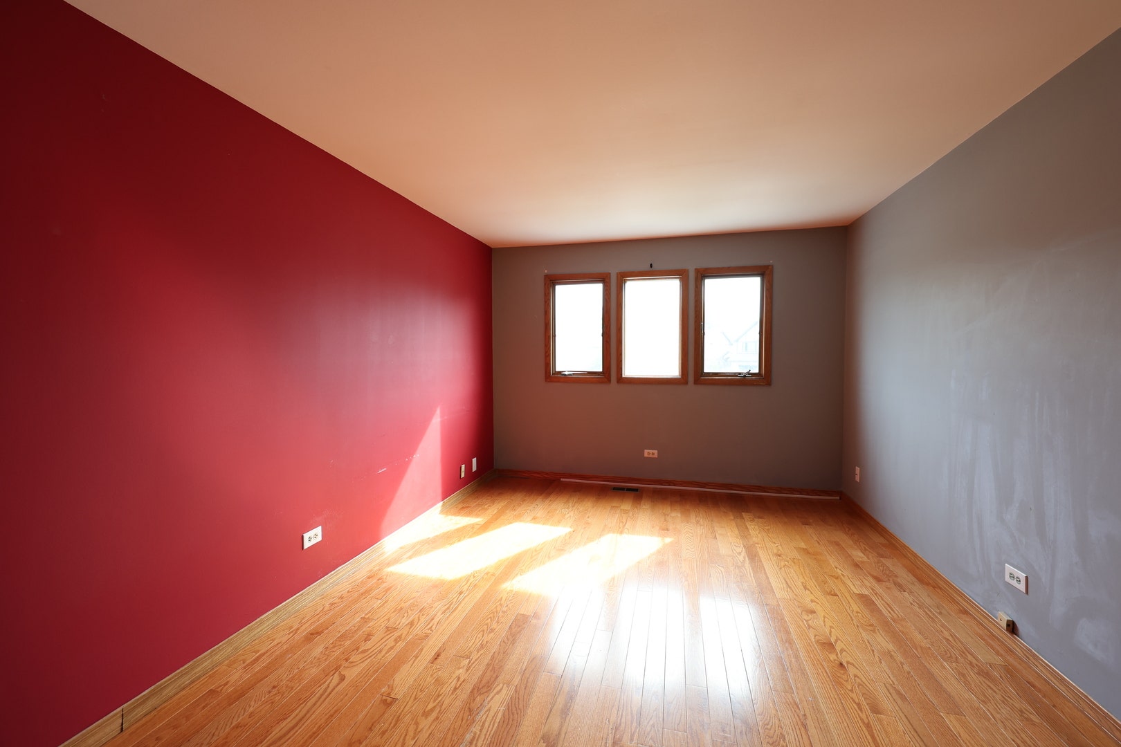 8315 Helen Court, Downers Grove, IL 60516 8315 Helen Court, Downers Grove, IL 60516
