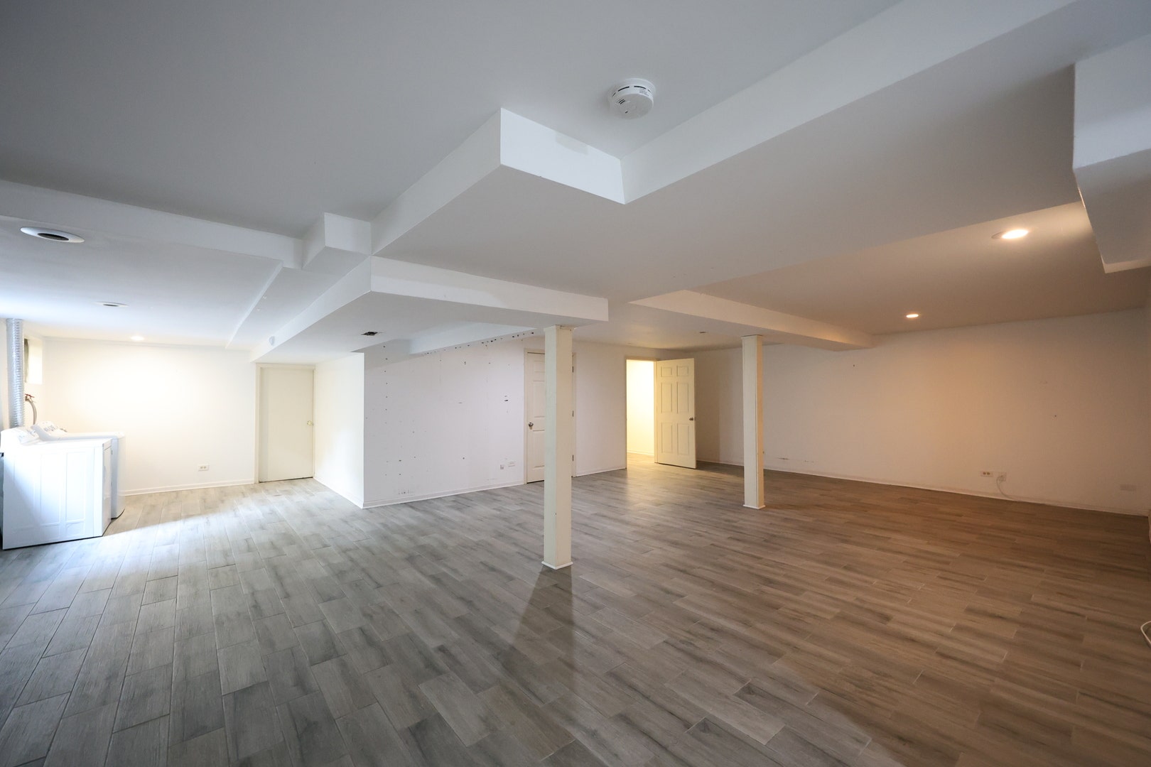8315 Helen Court, Downers Grove, IL 60516 8315 Helen Court, Downers Grove, IL 60516