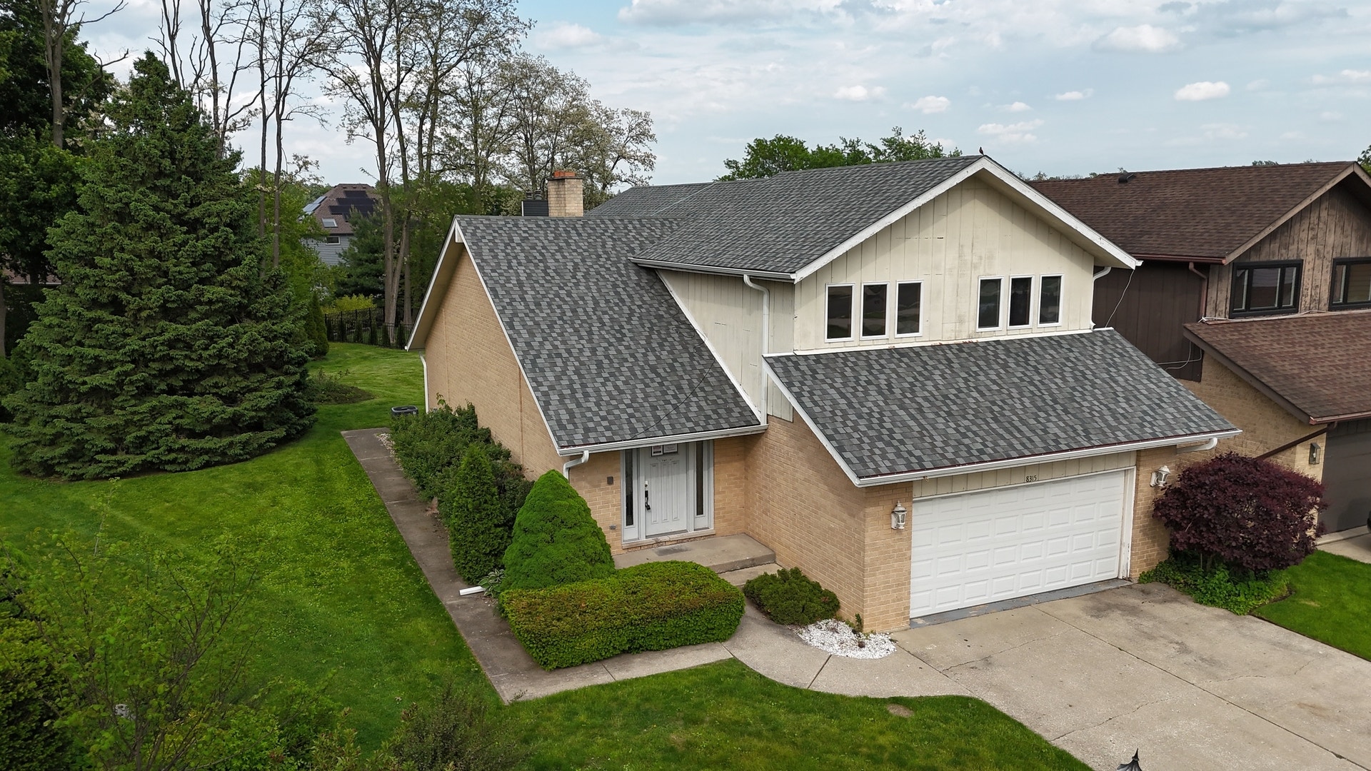8315 Helen Court, Downers Grove, IL 60516 8315 Helen Court, Downers Grove, IL 60516