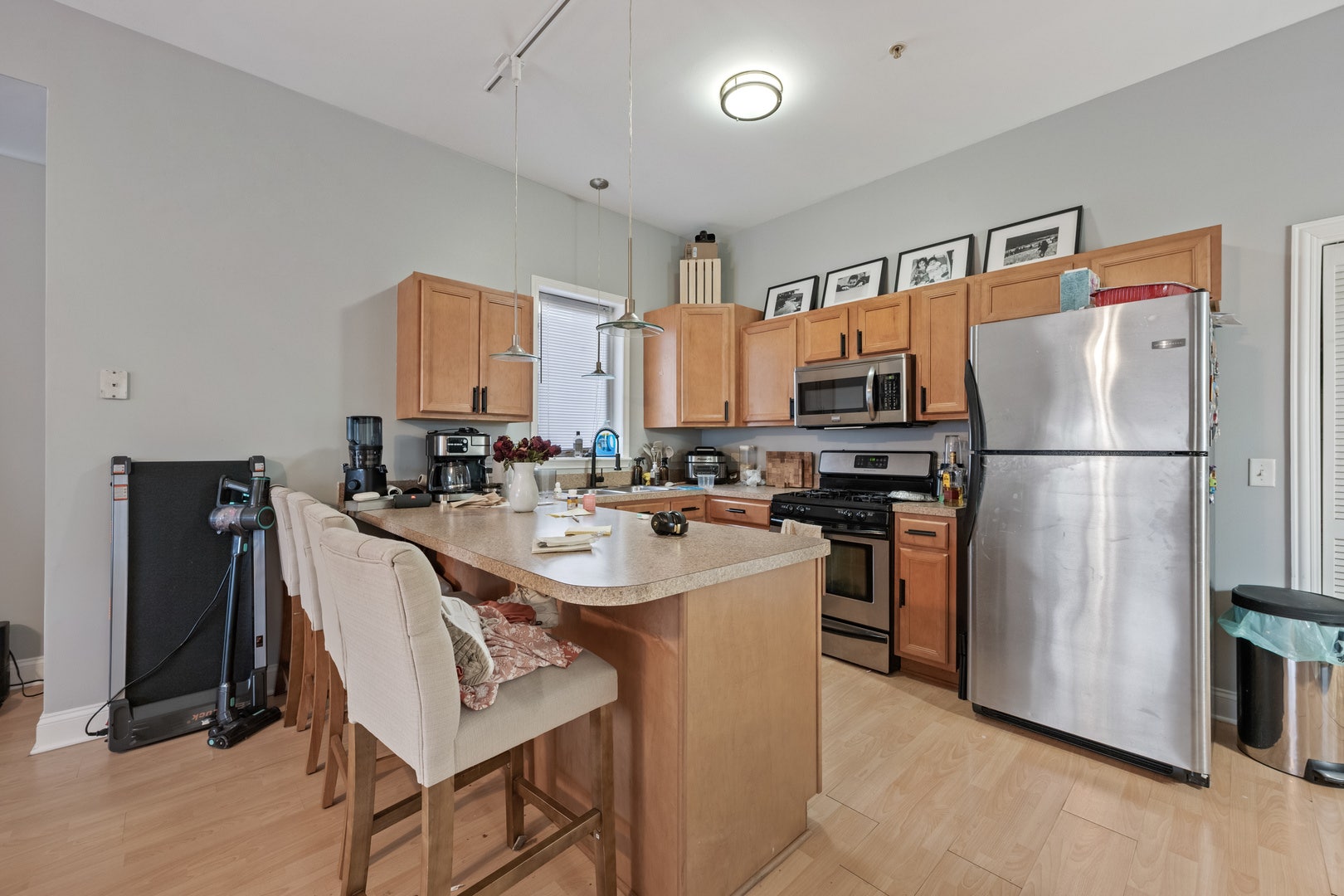 15524 S Cicero Avenue, Oak Forest, IL 60452 15524 S Cicero Avenue, Oak Forest, IL 60452