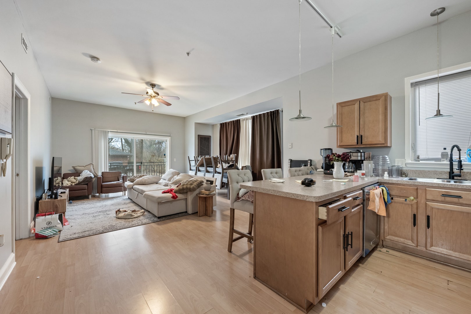 15524 S Cicero Avenue, Oak Forest, IL 60452 15524 S Cicero Avenue, Oak Forest, IL 60452