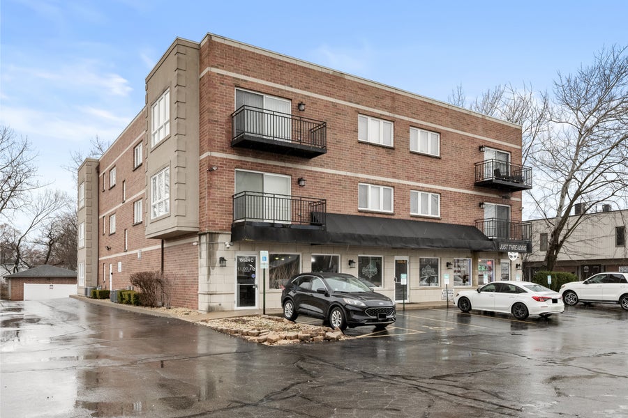 Property photo for 15524 S Cicero Avenue, Oak Forest, IL