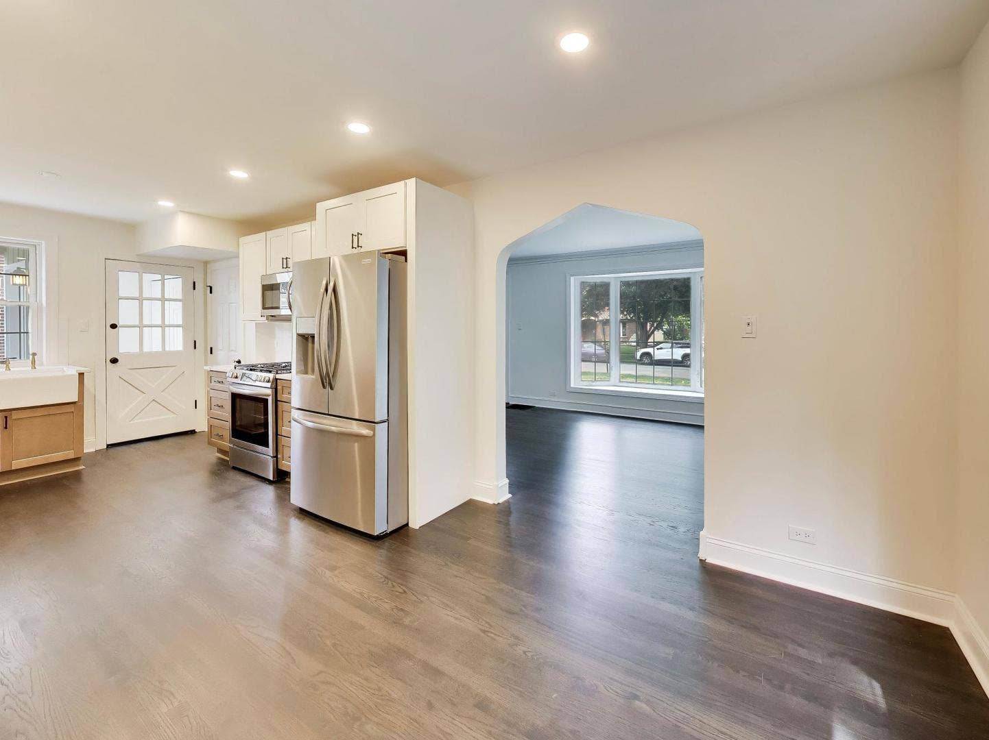 310 S Delphia Avenue, Park Ridge, IL 60068 310 S Delphia Avenue, Park Ridge, IL 60068