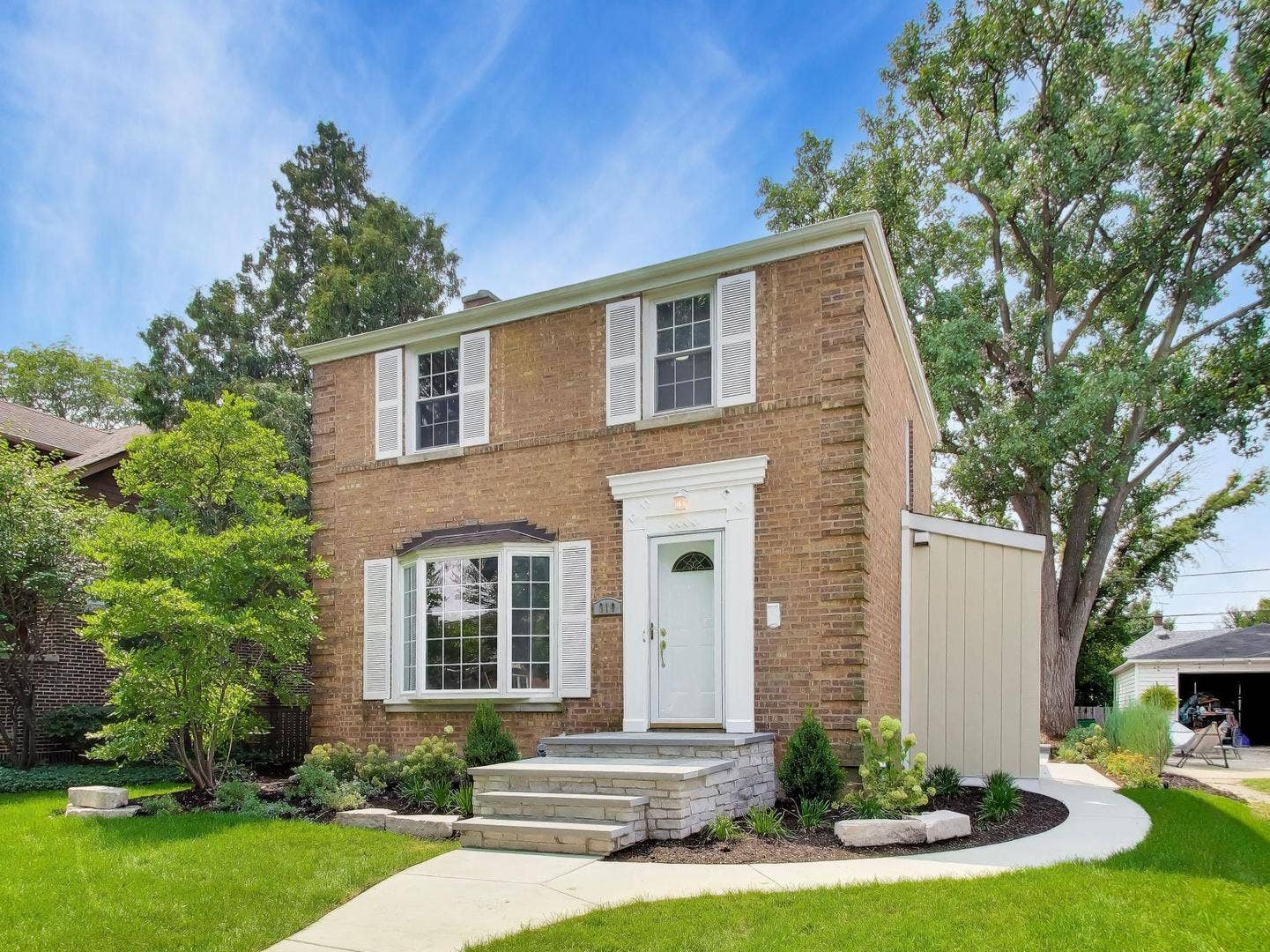 310 S Delphia Avenue, Park Ridge, IL 60068 310 S Delphia Avenue, Park Ridge, IL 60068