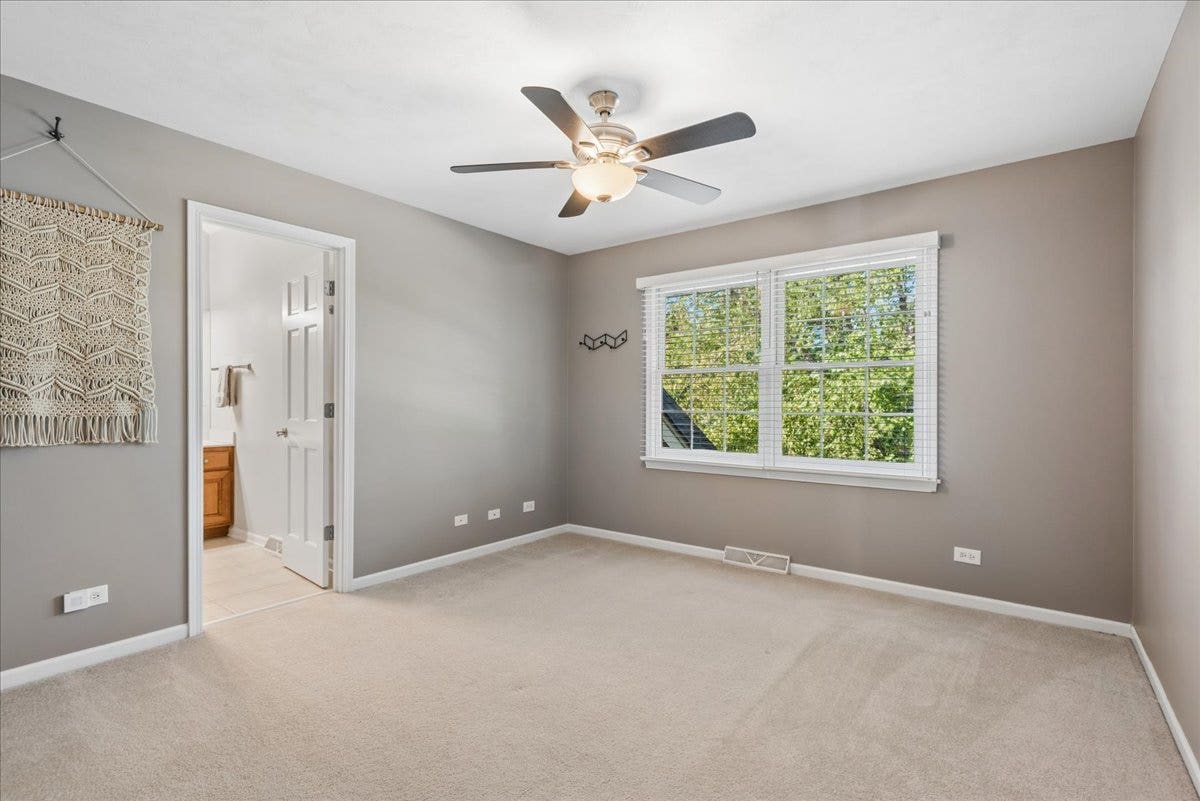 965 Sunflower Drive, Geneva, IL 60134