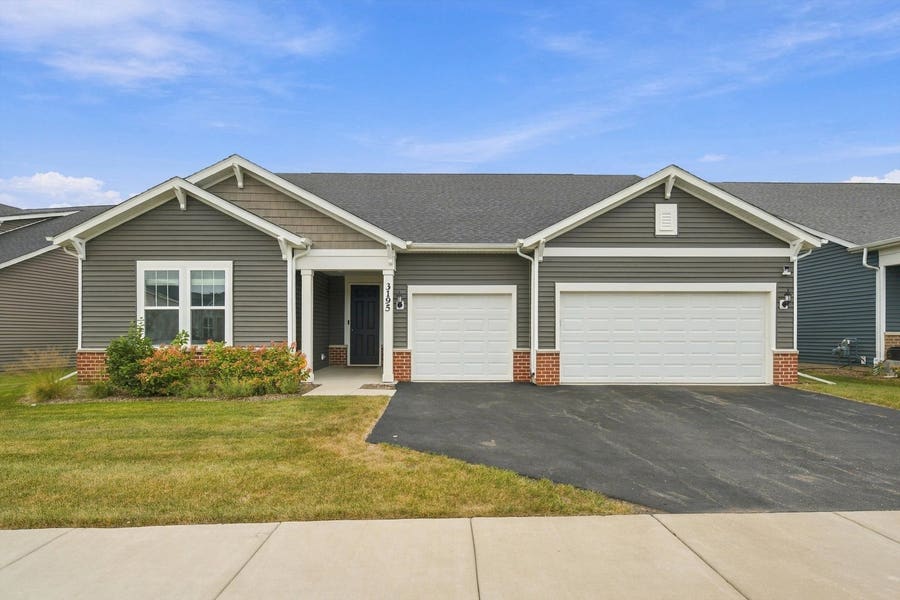 Property photo for 3195 Lincoln Prairie Boulevard, Aurora, IL