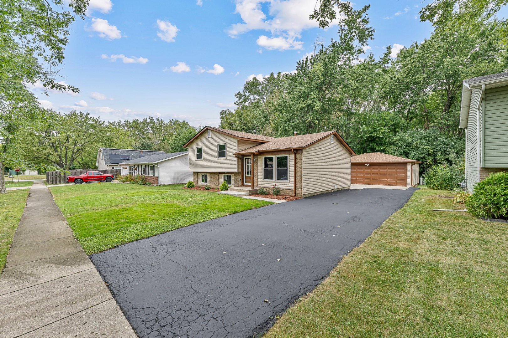 756 Westwind Drive, Bolingbrook, IL 60440