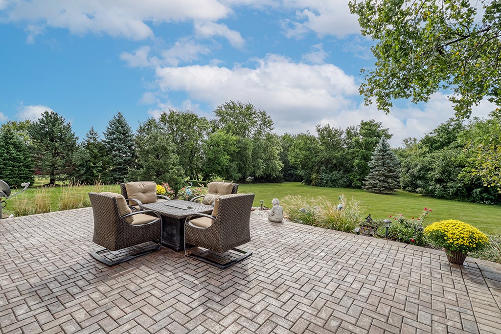 15433 W 163rd Street, Homer Glen, IL 60491