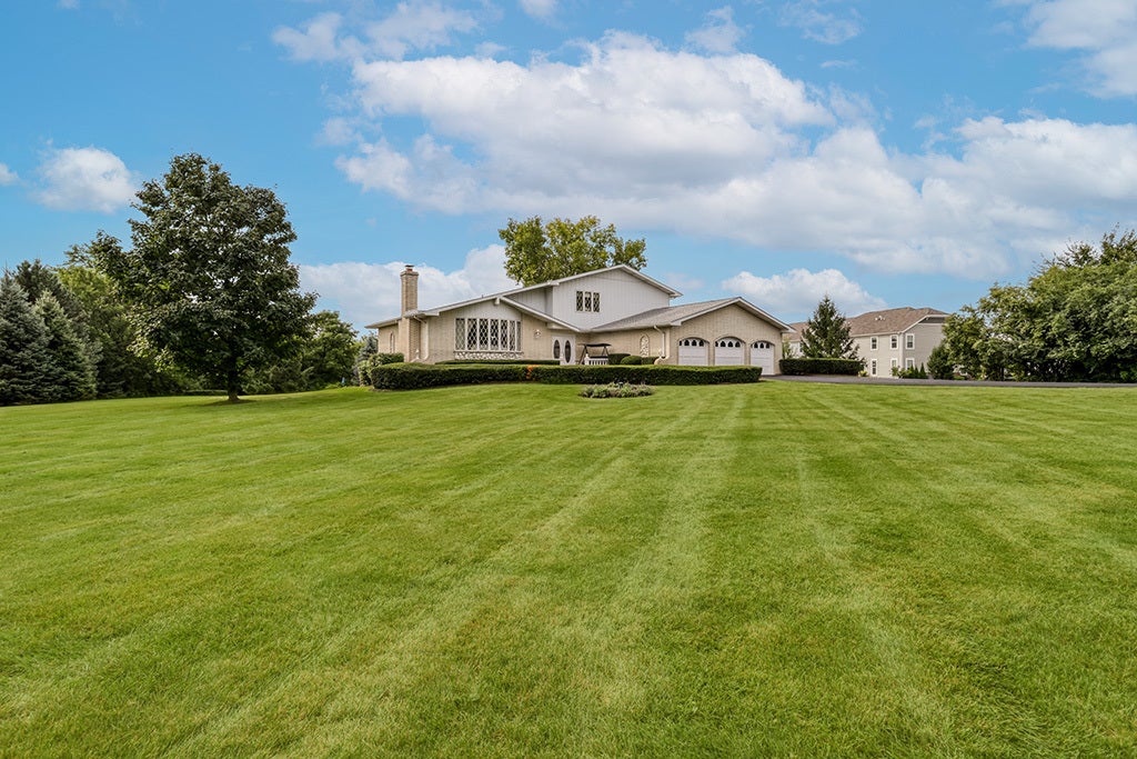 15433 W 163rd Street, Homer Glen, IL 60491