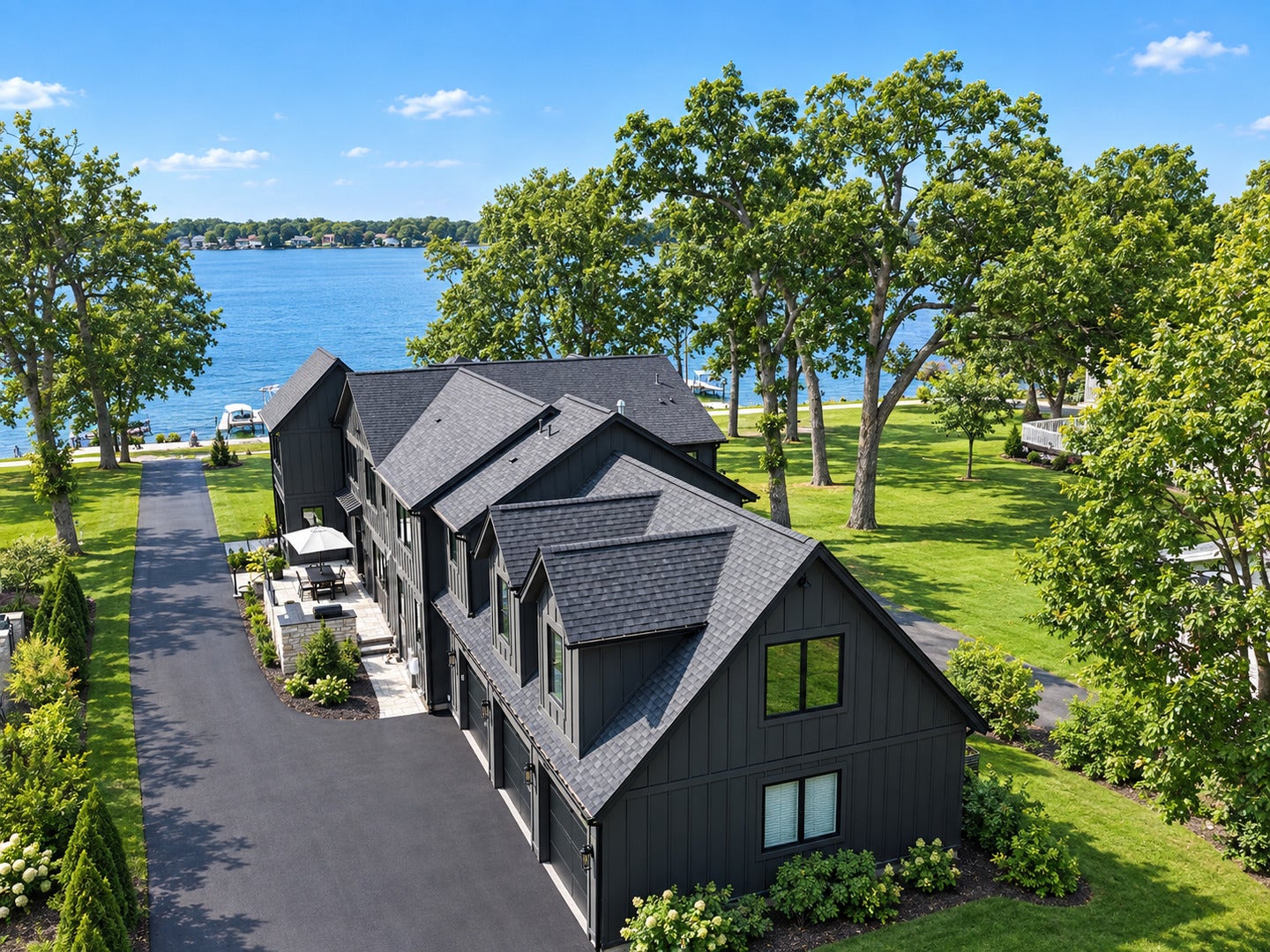 504 N Old Rand Road, Lake Zurich, IL 60047