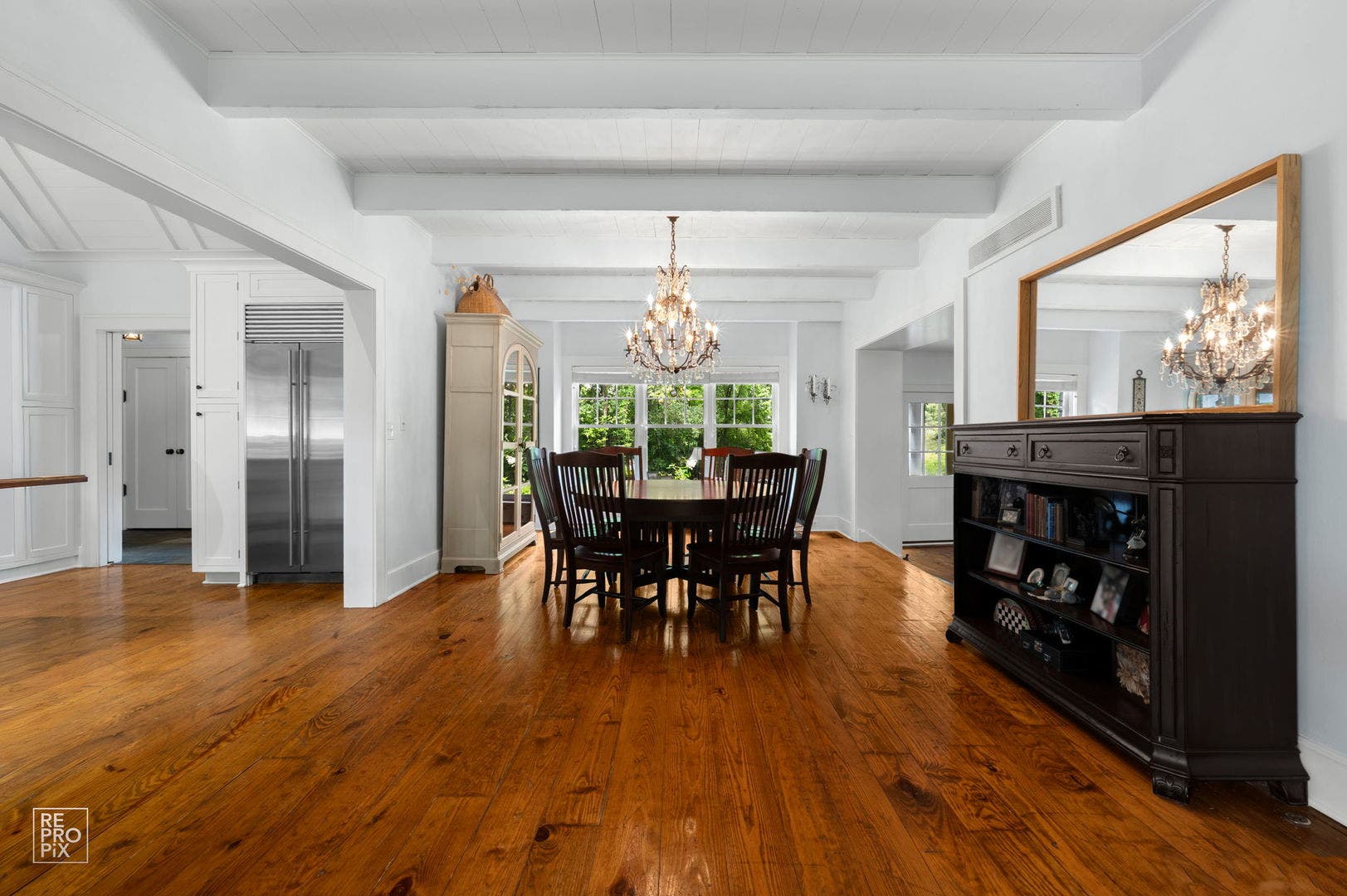 3404 ADAMS Road, Oak Brook, IL 60523