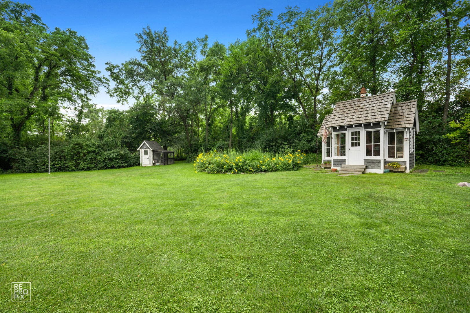 3404 ADAMS Road, Oak Brook, IL 60523