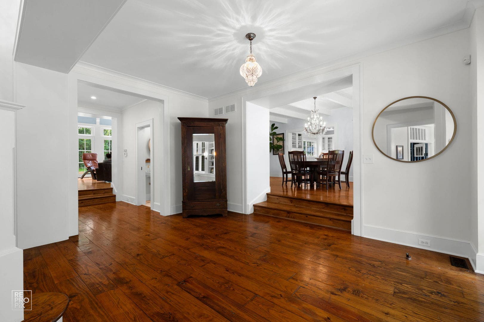 3404 ADAMS Road, Oak Brook, IL 60523