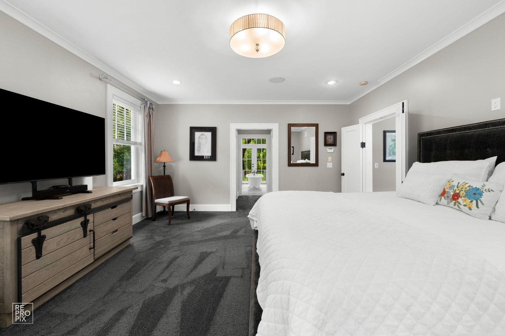3404 ADAMS Road, Oak Brook, IL 60523